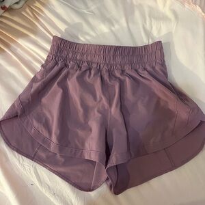 Lululemon Size 6 tall shorts!